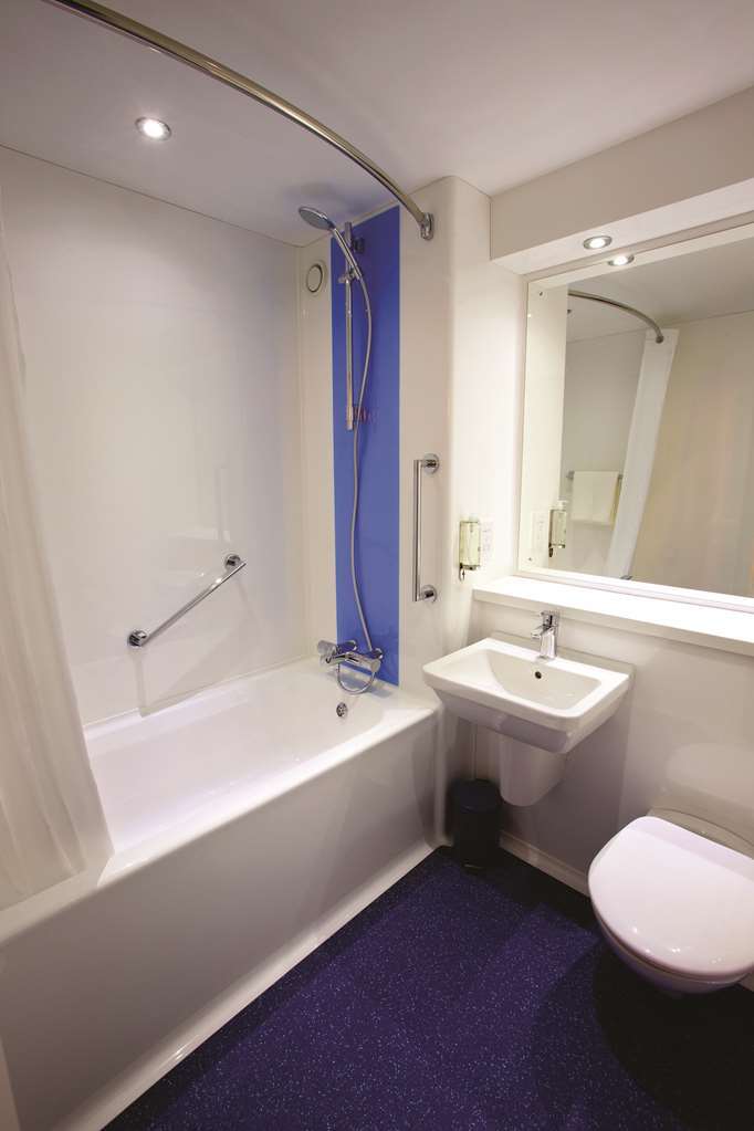 Travelodge London City Liverpool Street Room photo